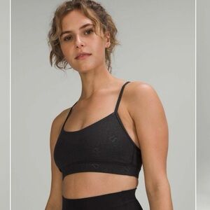 Lululemon Flow Y Nulu Bra Sz 12